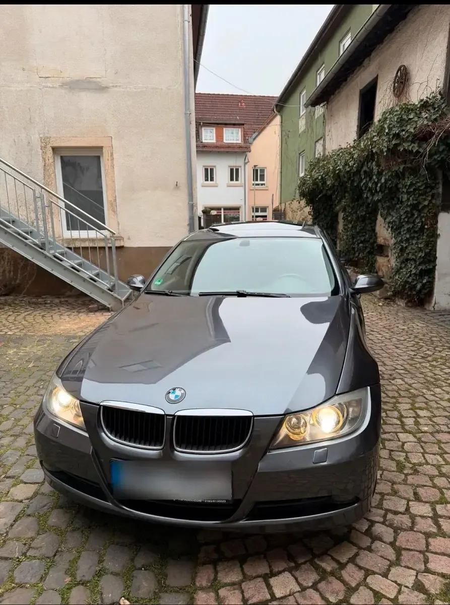 Używany BMW 320 150 KM (110 kW) 2005 Szary Sedan/Limuzyna