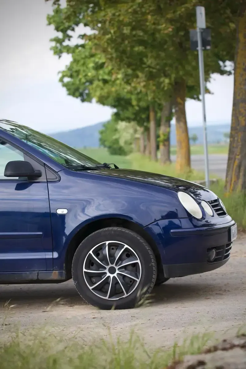 Gebraucht VW Polo 63 PS (46 kW) 2003 Blau Kleinwagen