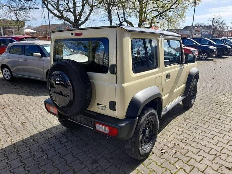 Gebraucht Suzuki Jimny 102 PS (75 kW) 2023 Schwarz SUV