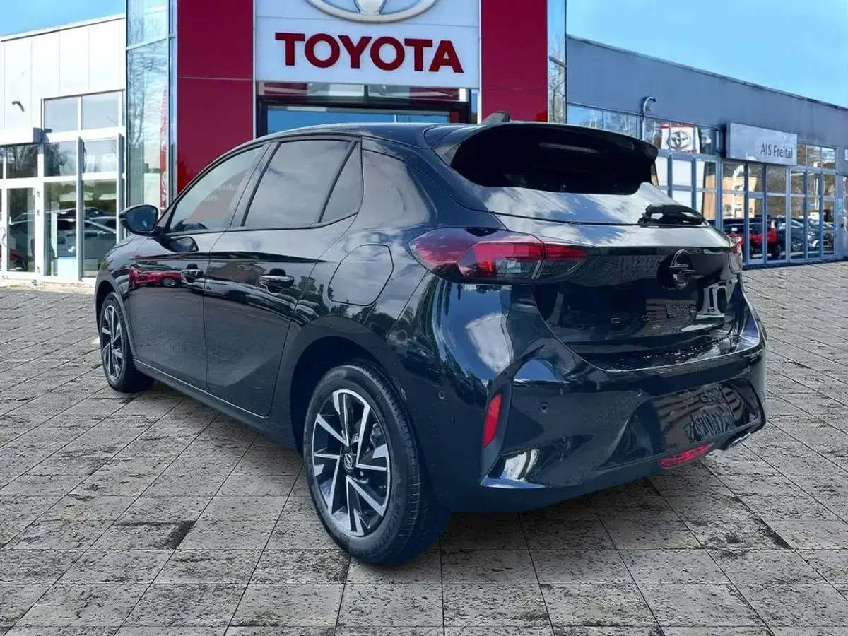 Neu Opel Corsa 136 PS (100 kW) 2025 Diamant schwarz/karbon schwarz Kleinwagen