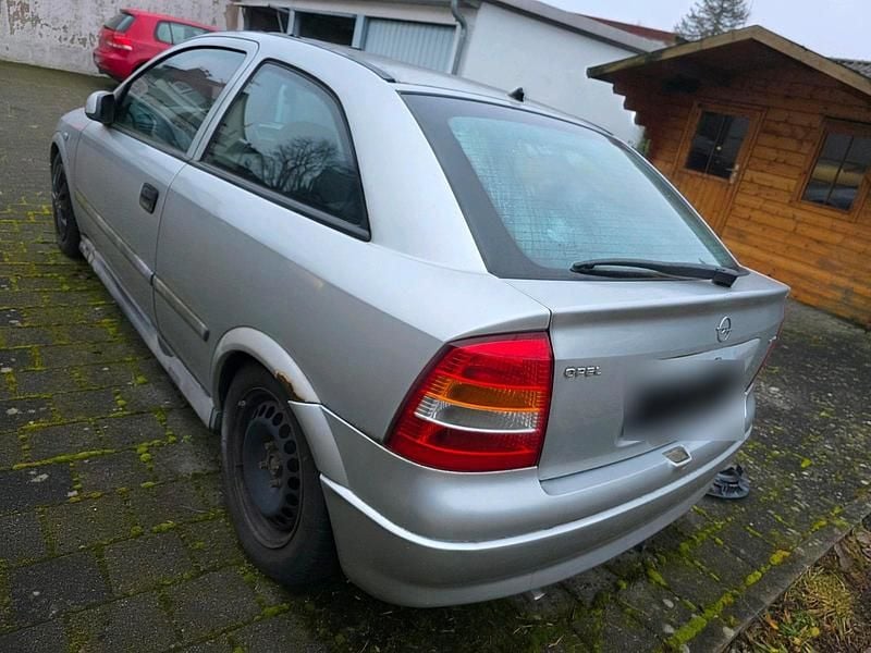 Gebraucht Opel Astra 100 PS (73 kW) 1998 Silber Coupé