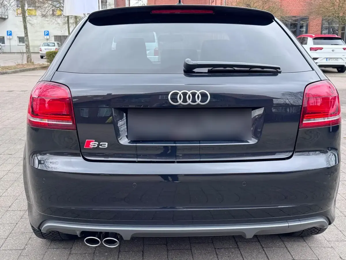 Gebraucht Audi S3 Black Edition 265 PS (194 kW) 2012 Schwarz Kleinwagen