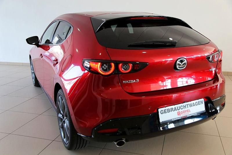 Gebraucht Mazda 3 Selection 122 PS (89 kW) 2020 Rot Limousine