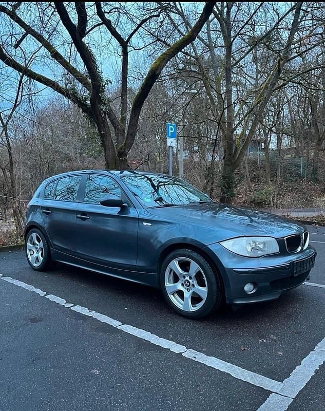 Gebraucht BMW 116 122 PS (89 kW) 2005 Grau Kleinwagen