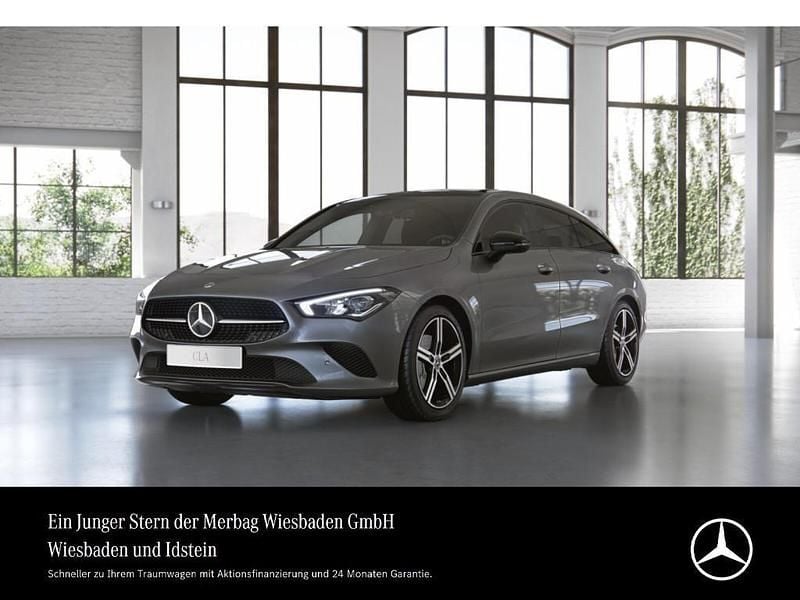 Mountain grau Gebraucht 2022 Mercedes CLA200 Shooting Brake Progressive Kombi | 26.610 € (Guter Preis) - Bild 1/4