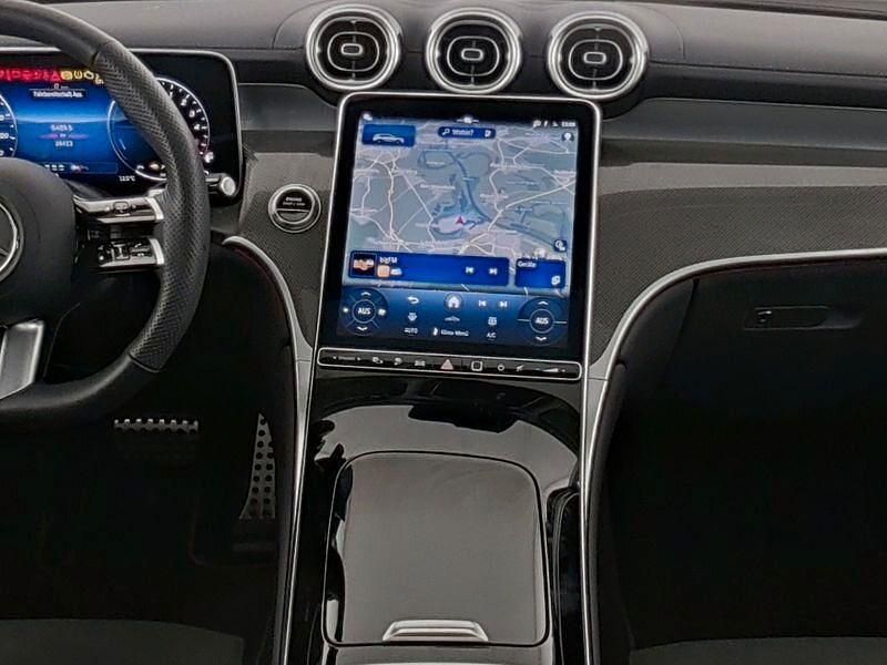 Gebraucht Mercedes GLC300e AMG line 197 PS (144 kW) 2025 Silber SUV