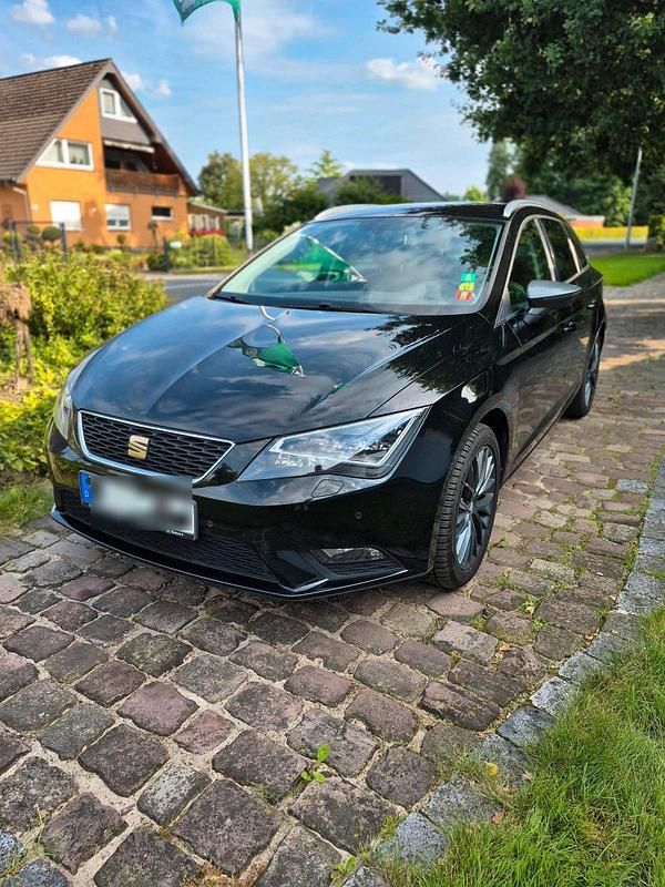 Schwarz Gebraucht 2016 Seat Leon ST Kombi | 7.300 € (Guter Preis) - Bild 1/4