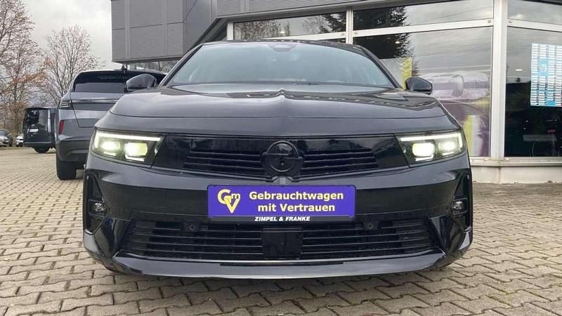Gebraucht Opel Astra 131 PS (96 kW) 2024 Schwarz Limousine