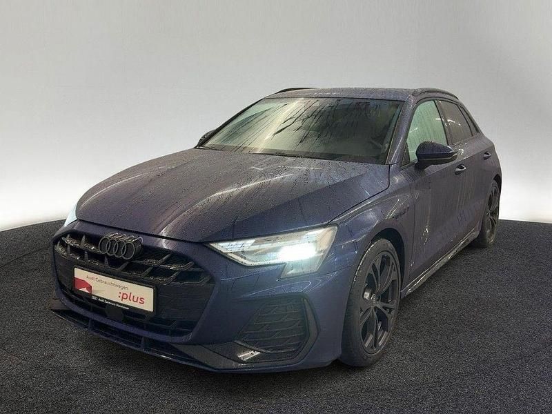 Gebraucht Audi A3 S-Line 150 PS (110 kW) 2024 Navarrablau metallic Limousine