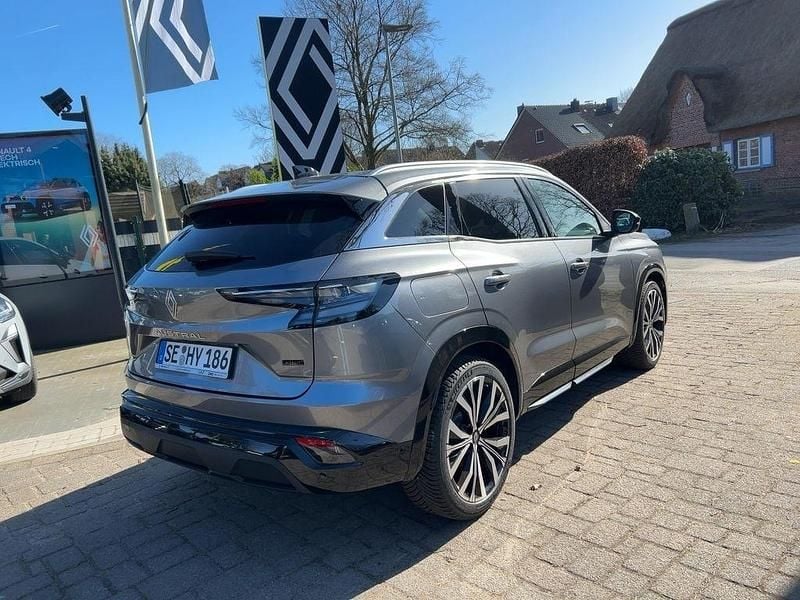 Gebraucht Renault Austral Techno 131 PS (96 kW) 2025 Metalliclackierung dolom SUV