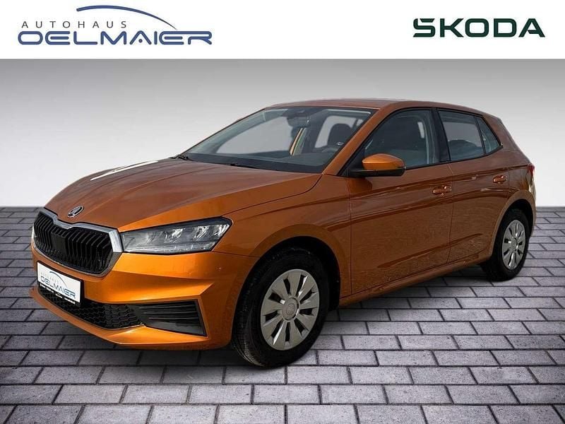 Phoenixorange (metallic) Gebraucht 2023 Skoda Fabia Active Kombi | 15.550 € (Fairer Preis) - Bild 1/4