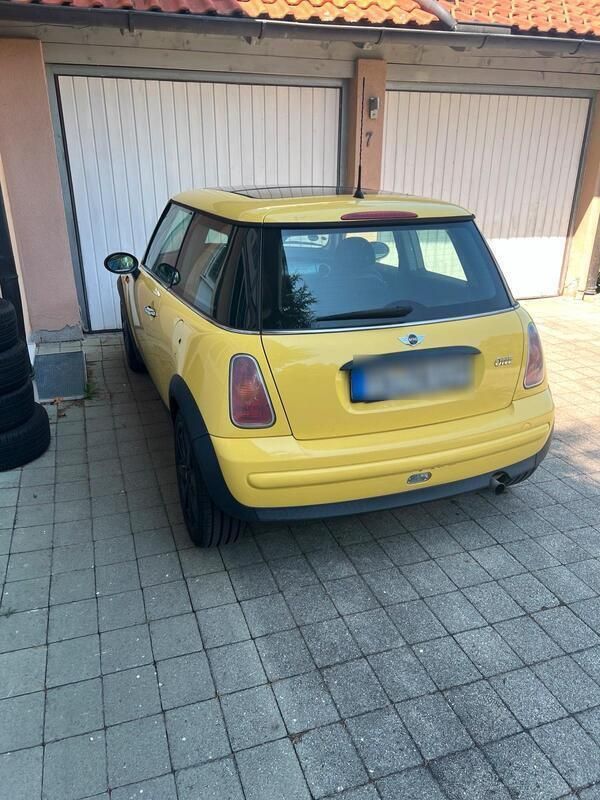 Gelb Gebraucht 2003 Mini Cooper Kleinwagen | 3.000 € - Bild 1/4