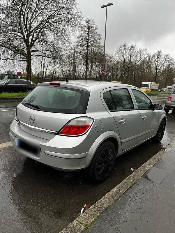 Gebraucht Opel Astra 101 PS (74 kW) 2004 Kleinwagen