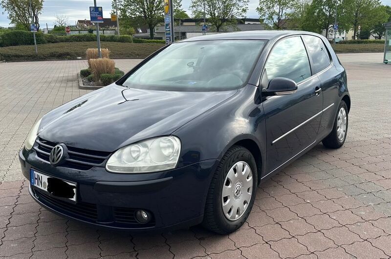 Blau Gebraucht 2006 VW Golf V Comfortline Limousine | 2.750 € (Fairer Preis) - Bild 1/4