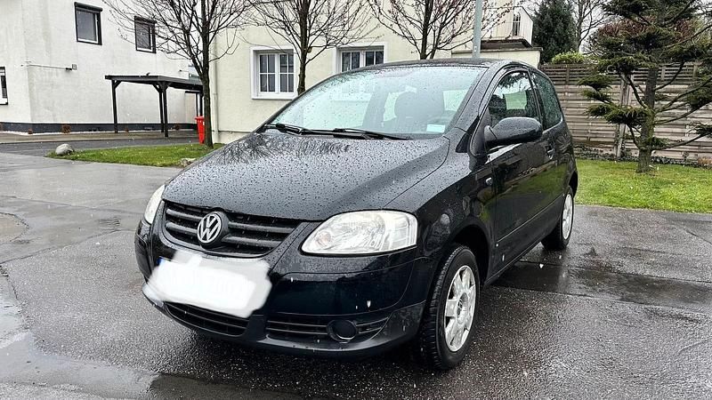 Gebraucht VW Fox 65 PS (47 kW) 2005 Schwarz Kleinwagen