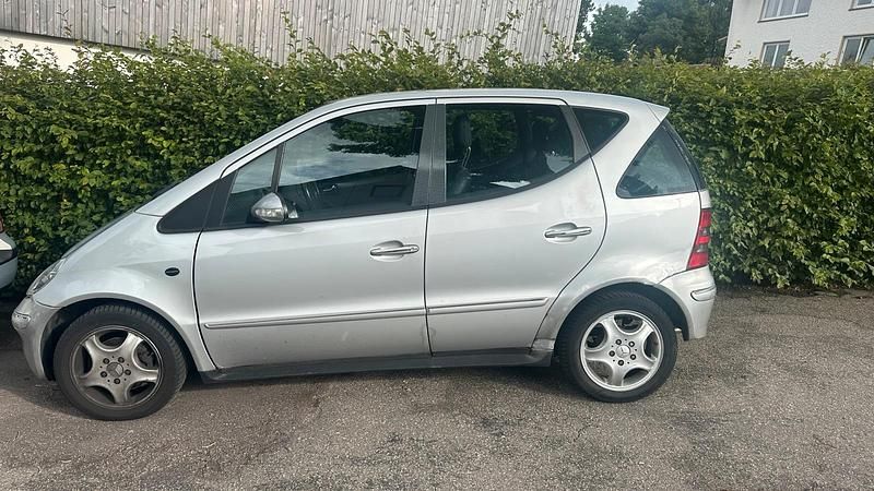 Gebraucht 2003 Mercedes A170 Avantgarde Kleinwagen | 1.500 € - Bild 1/4