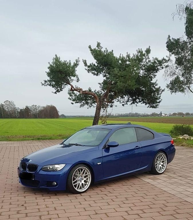 Blau Gebraucht 2008 BMW 320 Coupé | 7.399 € (Teuer) - Bild 1/4