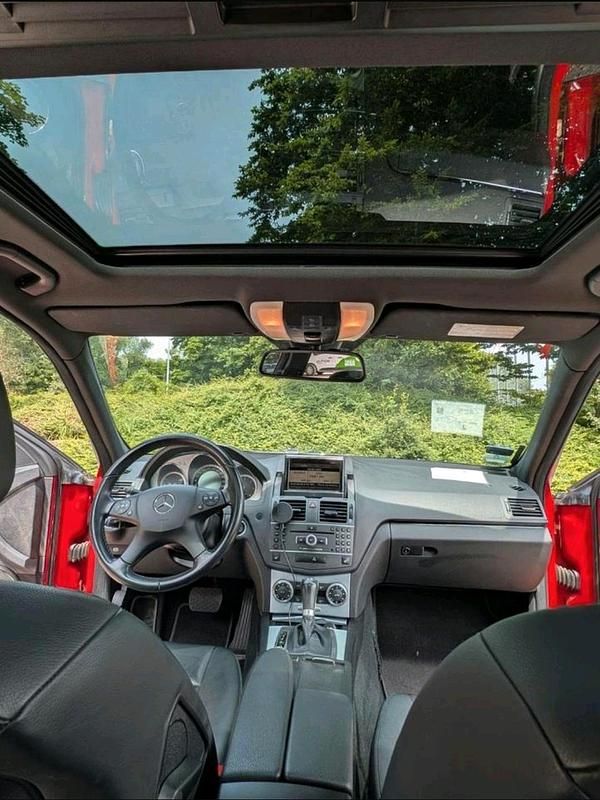 Gebraucht Mercedes C350 231 PS (169 kW) 2011 Rot Kombi