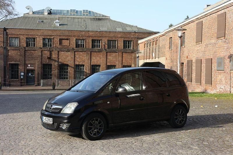 Gebraucht Opel Meriva Innovation 105 PS (77 kW) 2009 Schwarz Van / Kleinbus