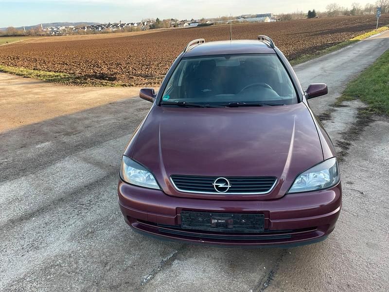 Rot Gebraucht 2003 Opel Astra Kombi | 1.000 € (Fairer Preis) - Bild 1/4