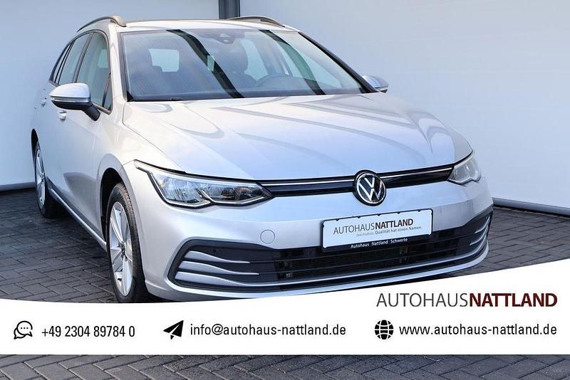 Gebraucht VW Golf VIII 150 PS (110 kW) 2023 Silber Limousine