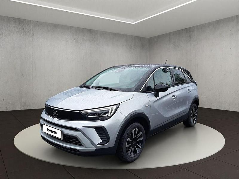 Kristall silber (metallic) Gebraucht 2023 Opel Crossland Elegance SUV | 19.950 € (Fairer Preis) - Bild 1/4