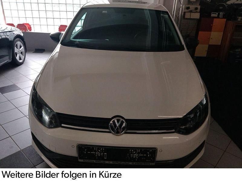 Weiß Gebraucht 2014 VW Polo Kleinwagen | 7.950 € (Etwas zu teuer) - Bild 1/4