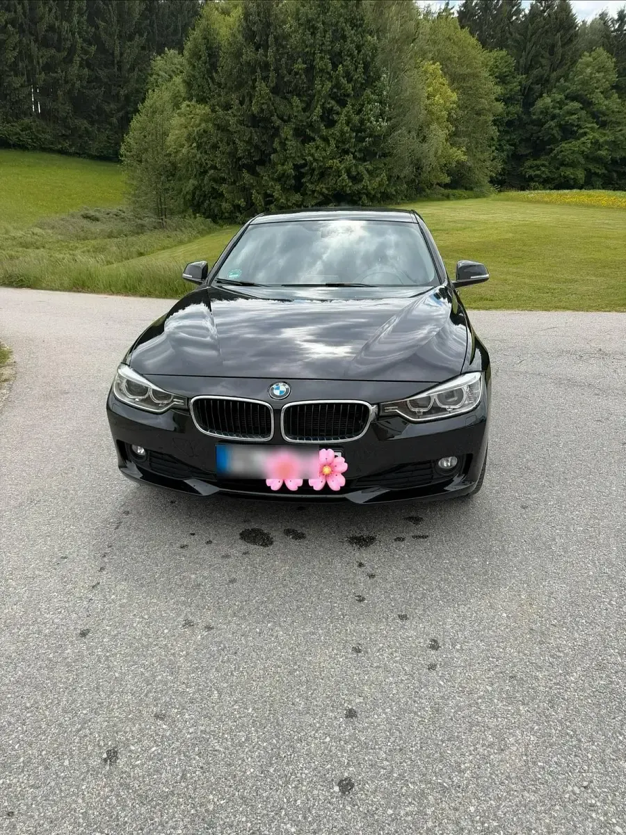 Gebraucht BMW 320 184 PS (135 kW) 2013 Schwarz Limousine