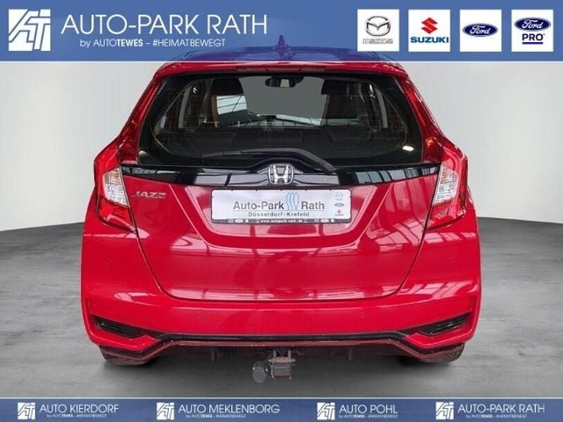 Gebraucht Honda Jazz Dynamic 131 PS (96 kW) 2018 Rot Kleinwagen
