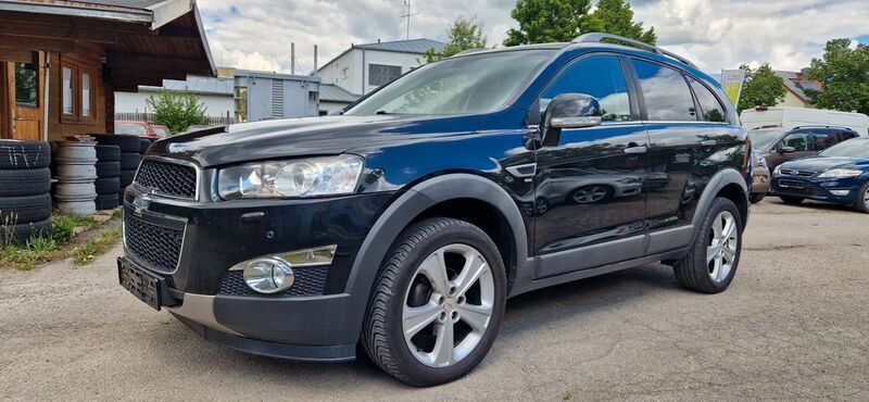 Schwarz Gebraucht 2013 Chevrolet Captiva LTZ SUV | 5.199 € (Guter Preis) - Bild 1/4