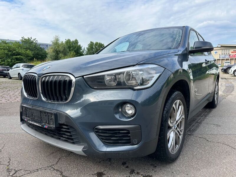 Grau Gebraucht 2016 BMW X1 Exclusive SUV | 13.999 € (Etwas zu teuer) - Bild 1/4