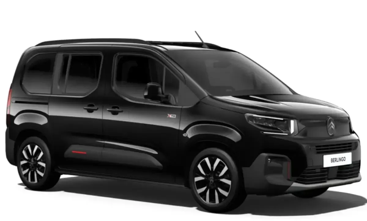 Neu Citroën Berlingo XTR 131 PS (96 kW) 2026 Perlaneraschwarz metallic Van / Kleinbus