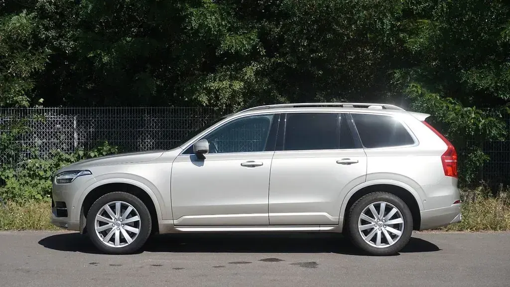 Gebraucht Volvo XC90 224 PS (164 kW) 2016 Gold SUV