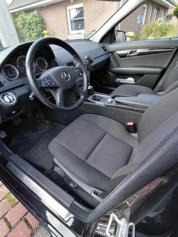Gebraucht 2010 Mercedes 220 Kombi | 7.500 € (Guter Preis) - Bild 1/4