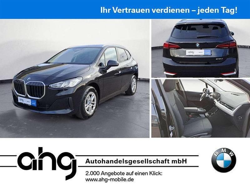 Gebraucht BMW 218 150 PS (110 kW) 2022 Sapphirschwarz metallic Van / Kleinbus