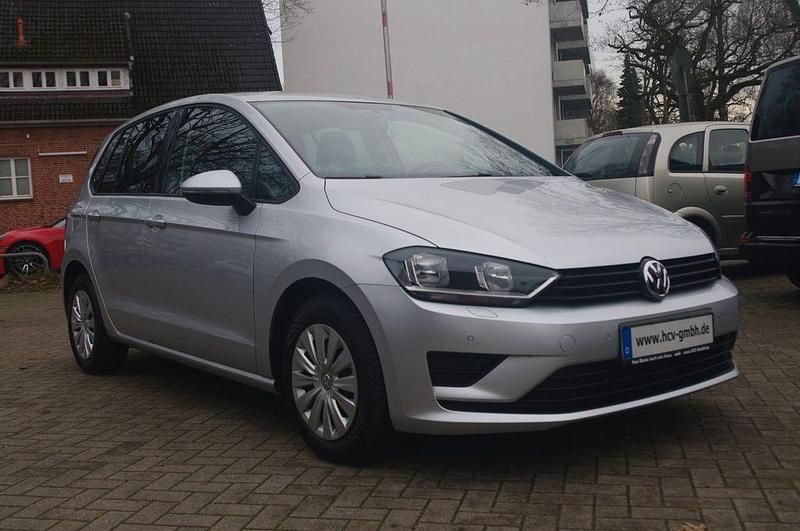 Silber Gebraucht 2014 VW Golf VII Trendline Limousine | 9.990 € (Guter Preis) - Bild 1/4