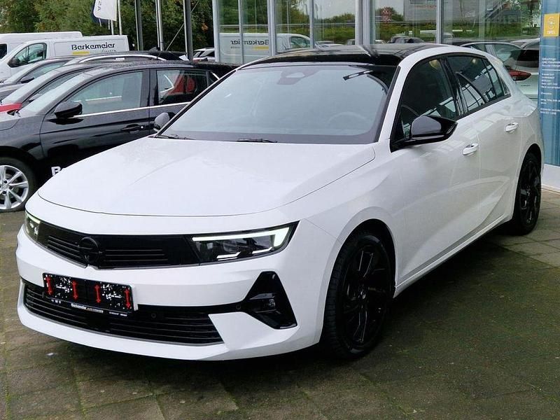 Gebraucht Opel Astra Ultimate 131 PS (96 kW) 2024 Weiß Limousine