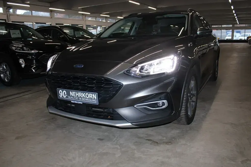 Gebraucht Ford Focus Active 125 PS (91 kW) 2021 Grau Kombi