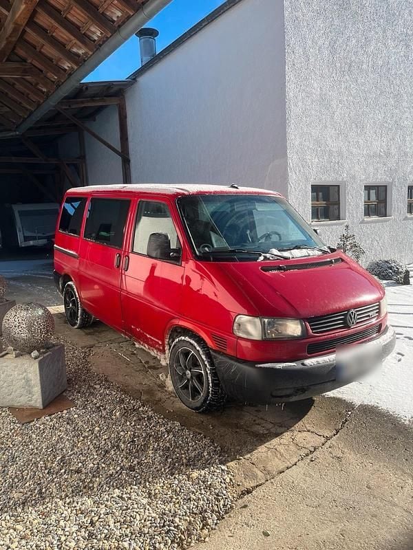 Gebraucht VW T4 102 PS (75 kW) 2001 Rot Van
