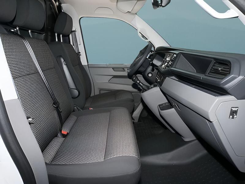 Second-hand VW Transporter 150 CP (110 kW) 2025 Alb Van