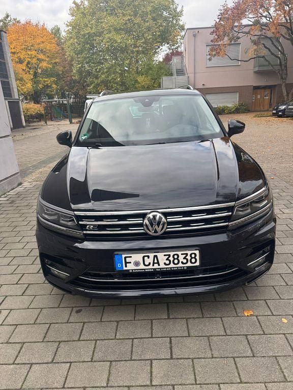 Schwarz Gebraucht 2017 VW Tiguan R-line SUV | 23.500 € (Fairer Preis) - Bild 1/4