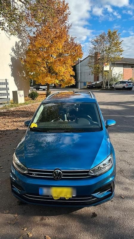 Blau Gebraucht 2021 VW Touran Highline Van / Kleinbus | 29.500 € (Fairer Preis) - Bild 1/4