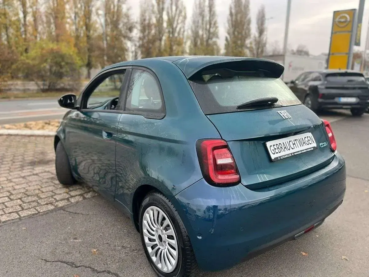 Gebraucht Fiat 500e 86 kW (118 PS) 2023 Grün Kleinwagen