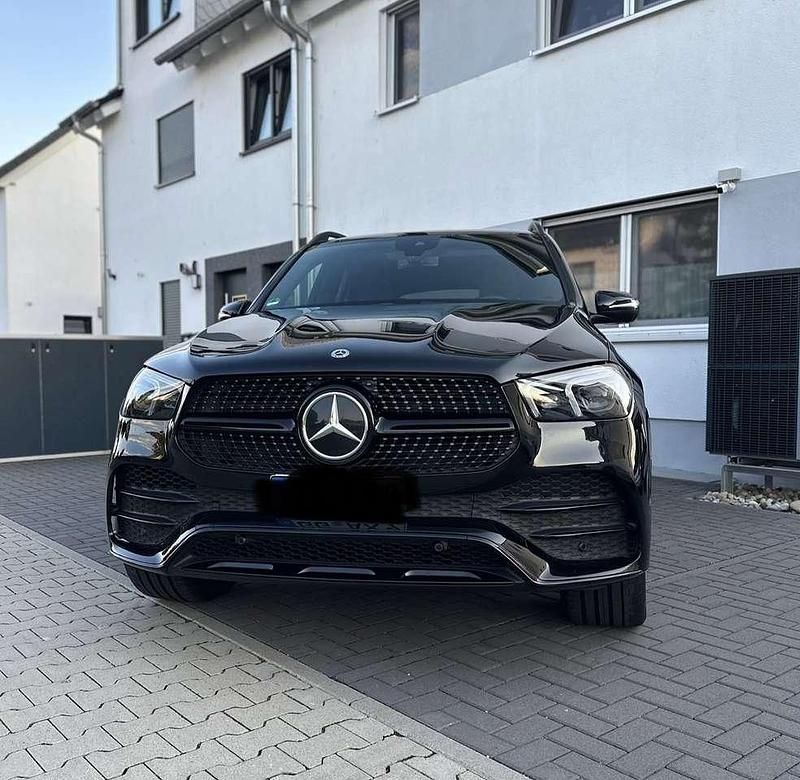 Schwarz Gebraucht 2021 Mercedes GLE400 SUV | 74.490 € (Etwas zu teuer) - Bild 1/4