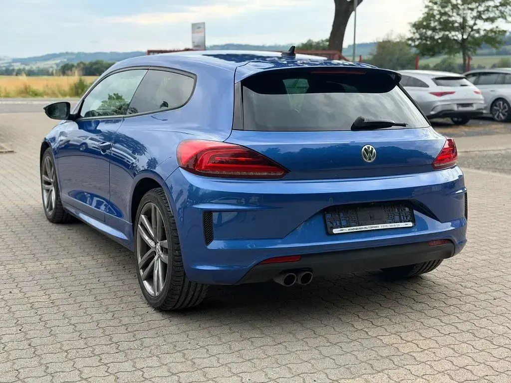 Gebraucht VW Scirocco R-line 179 PS (131 kW) 2015 Blau Coupé