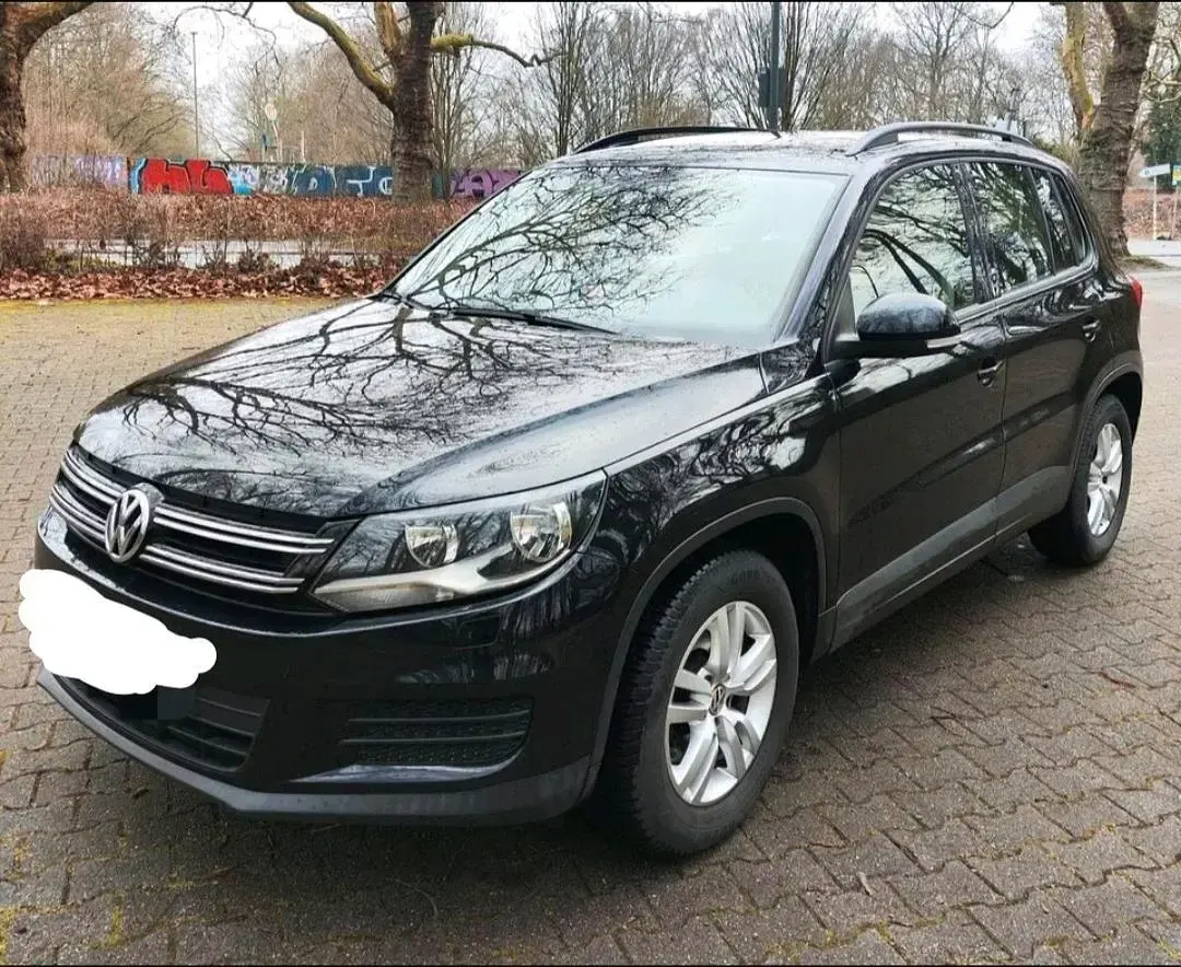 Gebraucht VW Tiguan 125 PS (91 kW) 2016 Schwarz SUV