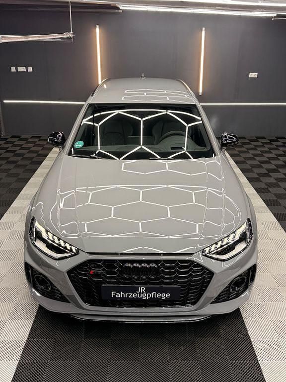 Gebraucht Audi RS4 Ambiente 450 PS (330 kW) 2024 Grau Kombi