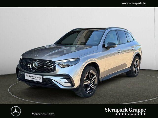 Silber Gebraucht 2023 Mercedes GLC300e AMG SUV | 72.490 € - Bild 1/4