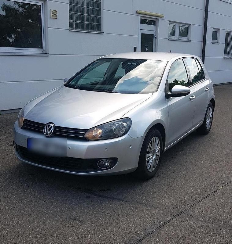 Silber Gebraucht 2009 VW Golf VI Comfortline Limousine | 3.800 € (Superpreis) - Bild 1/4