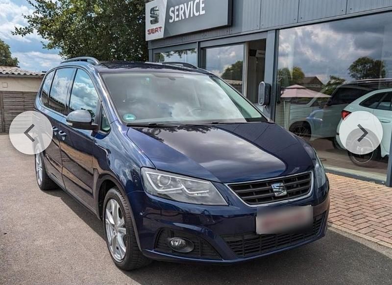 Blau Gebraucht 2018 Seat Alhambra FR-Line Van / Kleinbus | 27.499 € (Teuer) - Bild 1/4